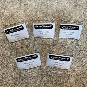 🛍 NWT Medium Display Easel Bundle